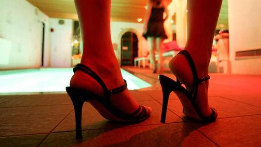Βρετανοί προσέλαβαν με χρήματα από ΜΚΟ ιερόδουλες σε αποστολή τους στην Αϊτή